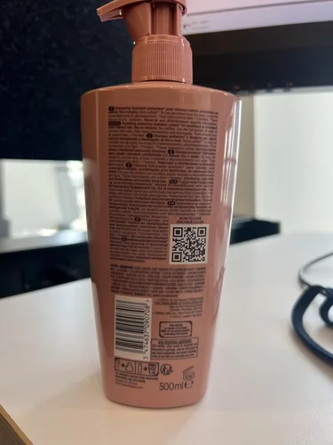 Vista 9 de KÉRASTASE Chroma Absolu Shampoo for Fine to Medium Color-Treated Hair