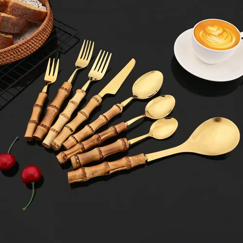 Vista 2 de JASHII Juego de cubiertos de 30 piezas con mango de bambú, juego de cubiertos dorados de acero inoxidable 304, servicio para 4, con 2 cucharas