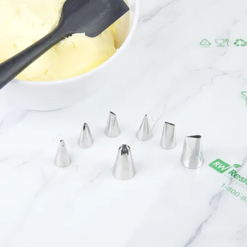 Vista 3 de Restaurantware Pastry Tek - Punta de pastelería reutilizable para glaseado de flores – Punta de pastelería de acero inoxidable #2D resistente a