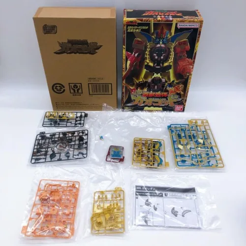 Vista 8 de Bandai Shokugan Modelado Proyecto Hyakuju Sentai Gaoranger SMP GaoGod Kit Kit Set