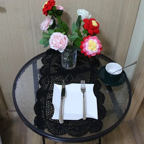 Vista 5 de BIBITIME Mantel rectangular de encaje de ganchillo de 12 x 21 pulgadas, hecho a mano, para comedor, cocina, mesa