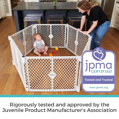 Vista 12 de Toddleroo by North States - Patio de juegos para bebés Superyard: Corralito independiente de 6 paneles para bebés - Uso en interiores o exteriores
