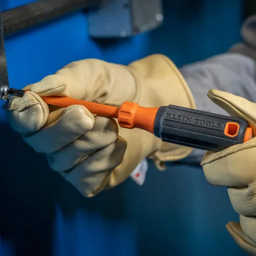 Vista 15 de Klein Tools 9418R - Juego de herramientas aisladas de 1000 V, fabricado en Estados Unidos, con cortador lateral, cortador diagonal, alicates