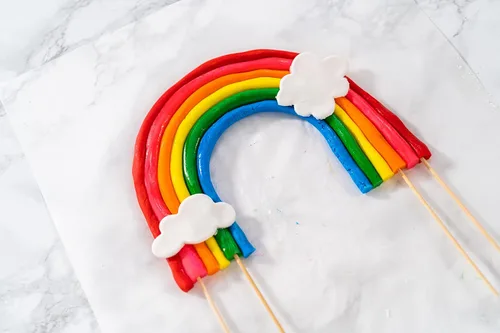 Vista 4 de Bakerpan Fondant blanco enrollado prémium para decoración de pasteles, sabor a vainilla, 4.4 onzas (fabricado en Estados Unidos)