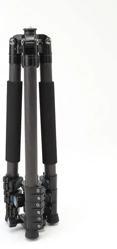 Vista 8 de SIRUI Trípode de viaje de fibra de carbono de 4 secciones ET-1204 con cabezal de video fluido VA-5X, altura máxima de 55.1 pulgadas, carga máxima