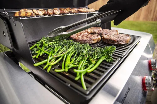 Vista 5 de Weber Genesis E-315 - Parrilla de gas propano líquido para cocina al aire libre, 3 quemadores, color negro