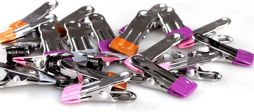 Vista 4 de Pinzas de ropa de acero inoxidable: 30 paquetes de clips de toalla de playa de metal, clips de cubierta de piscina, pasadores de cierre resistentes