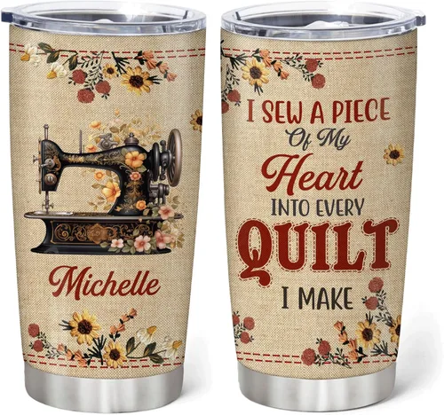 Hyturtle Regalos personalizados para los amantes de la costura, vaso de acero inoxidable con nombre personalizado de 20 onzas con tapa, idea de