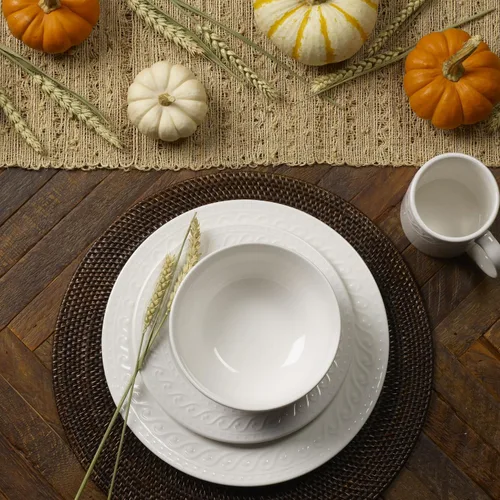 Vista 3 de Pfaltzgraff Sylvia - Juego de vajilla de 32 piezas en color blanco, servicio para 8, platos, cuencos y tazas de gres resistente, aptos