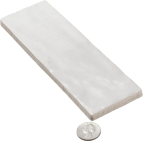 Vista 4 de Azulejo de cerámica gris de 2.5 x 8 pulgadas para panel de cocina, baño o pared (muestra de 5 x 4 pulgadas)