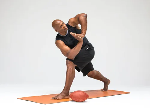 Vista 6 de Gaiam Athletic Yoga: Yoga for Strength with Eddie George
