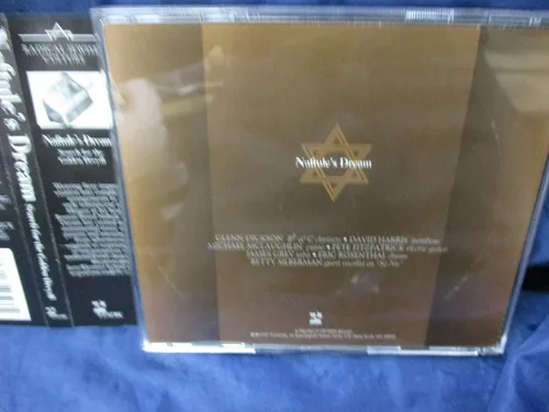 Vista 2 de Búsqueda del Dreydl dorado