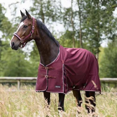 Vista 2 de HORZE Glasgow - Sábana de caballo ligera impermeable (sin relleno), color borgoña, 69 pulgadas
