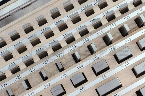 Vista 5 de Accusize Industrial Tools Set de bloques patrón de acero de 81 piezas, grado AS-1, P900-S582