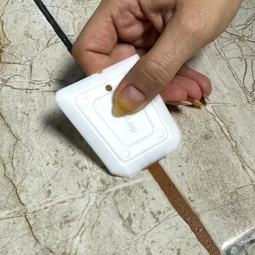 Vista 4 de PentaUSA Lechada para Azulejos - Reparaciones de Relleno de Lechada Grande, Kit de Reparación de Lechada de Secado Rápido, Fórmula Inodora - Incluye