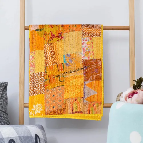 Vista 19 de Boho Sanskriti Colcha de seda india Kantha de retazos de seda tamaño Queen Twin Patola Colcha