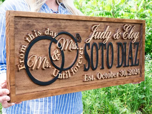 Vista 6 de Señal de Sr. y Sra. Regalo de boda de madera Regalo de despedida de soltera de madera Señal personalizada de compromiso Decoración
