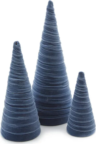 Vista 11 de Your Heart's Content Juego de 3 árboles de terciopelo negro, decoración de mantel hecho a mano, mesa de árbol de Navidad, centro de mesa