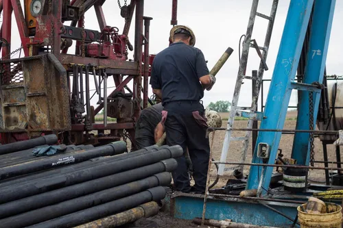 Vista 4 de GREAT WHITE BLUTRACE® SASH - Cordón #10 fabricado en Estados Unidos, 5/16 pulgadas x 100 pies, banda de algodón, amarre para campamento, tendedero