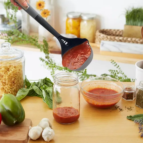 Vista 3 de Juego de cucharones de cocina flexibles y resistentes para ollas y sartenes antiadherentes Cucharón de sopa resistente al calor Cucharas de servir