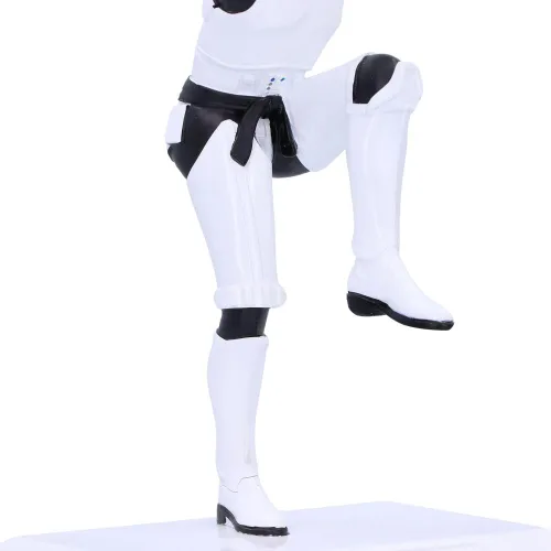 Vista 6 de Nemesis Now Patada de grúa Stormtrooper con licencia oficial, color blanco, 8.1 in