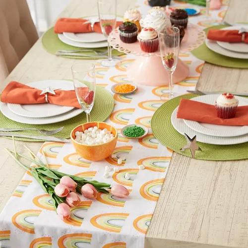 Vista 5 de DII Colección decorativa de mesa con borlas, lavable a máquina, juego de manteles individuales, 13x19, blanco y arcoíris, 4 piezas Raya arcoíris