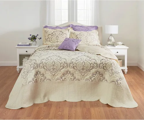 Vista 13 de BrylaneHome Ropa de cama ligera para todas las estaciones, moderna Amelia acolchada Damasco de gran tamaño, colcha ultra suave - King, Seaglass
