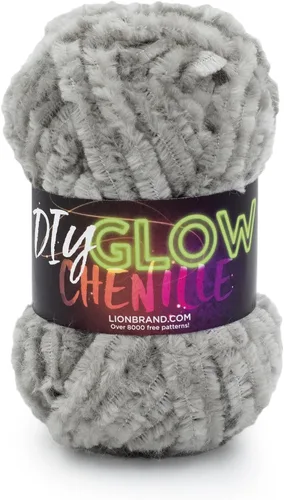 Vista 7 de Lion Brand Yarn Chenilla Resplandeciente DIY, Hilo Grueso, Glow Worm, 1 Paquete