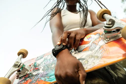 Vista 9 de GoPro Poste de extensión (se extiende de 10 a 48 pulgadas) + control remoto impermeable del obturador, accesorio oficial de GoPro