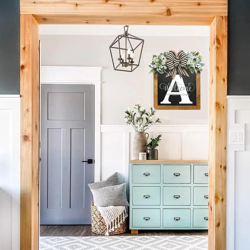 Vista 2 de Letrero de bienvenida personalizado de apellido de 16 pulgadas, coronas de puerta para puerta delantera exterior, corona de primavera