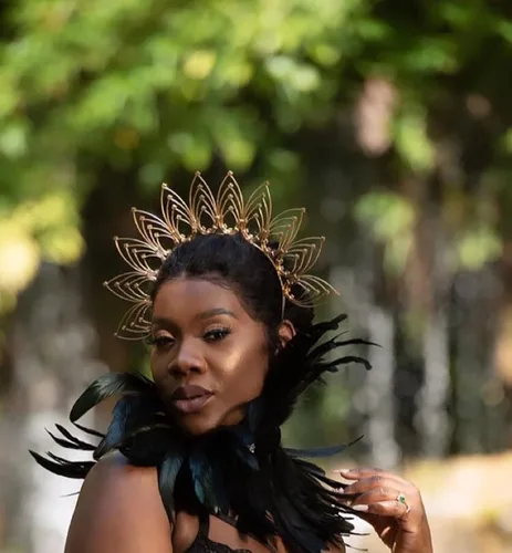 Vista 3 de HOMELEX Gargantilla gótica victoriana negra con cuello de plumas naturales para Halloween