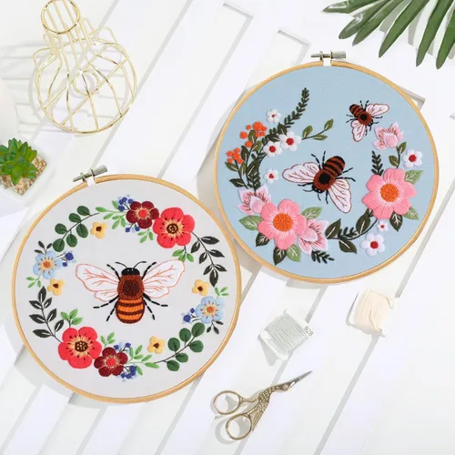 Vista 9 de Santune - Kit de bordado de abeja para principiantes, kits de bordado a mano con patrones de animales e instrucciones