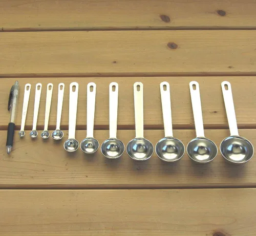 Vista 4 de Nagao Tsubamesanjo Extra Thick Measuring Spoon, 0.009 fl oz (0.25 cc), 18-8 Stainless Steel, Made in Japan