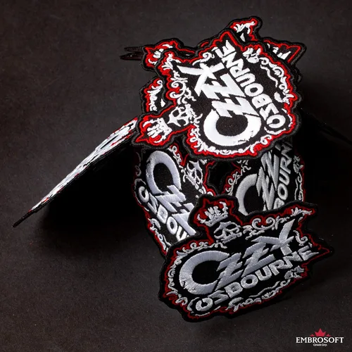 Vista 3 de Ozzy Osbourne - Parche de corona de calavera, roca dura, banda de metal pesado, bordado, planchar (3.5 x 3.4 pulgadas)
