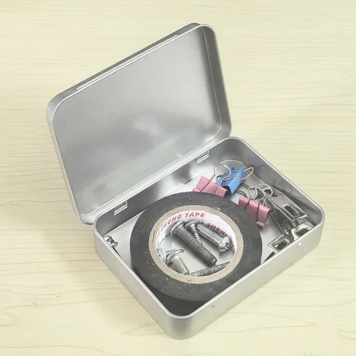 Vista 8 de 12 recipientes rectangulares de metal vacíos con bisagras para necesidades básicas, organizador de almacenamiento para el hogar, juego de mini