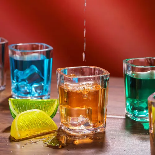Vista 5 de Dingion Paquete de 24 vasos de chupito de base pesada a granel de 2 onzas de acrílico transparente cuadrado, vasos de chupito, tequila, espresso