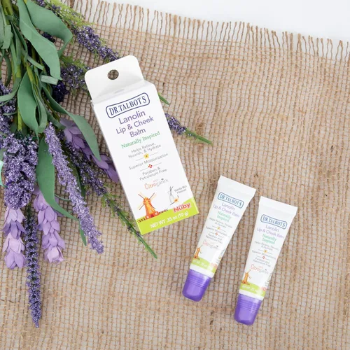 Vista 7 de Dr. Talbot's Lanolin - Bálsamo labial y mejillas para bebé, inspirado naturalmente con Citroganix, sabor a leche de vainilla, 0.35 onzas