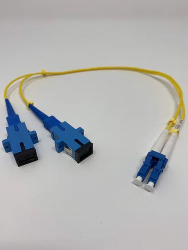 Vista 2 de Cable adaptador de fibra óptica de 1 pie LC (macho) a SC (hembra) monomodo 9/125 dúplex