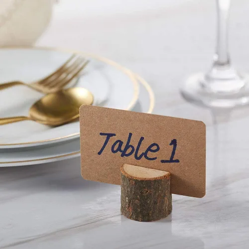 Vista 3 de Toncoo Tarjeteros de madera, 30 soportes rústicos de alta calidad para números de mesa y 40 tarjetas de mesa de papel Kraft, soportes de madera