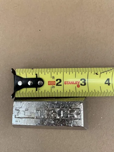 Vista 3 de Puro plomo suave Ingot.