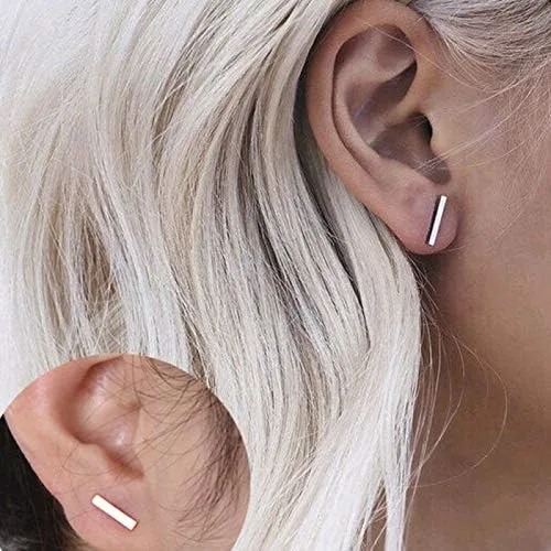 Vista 5 de 4 aretes de oro para mujer, aretes triangulares, pequeños aretes triangulares, aretes de tuerca triangulares, regalos de Navidad para mujer