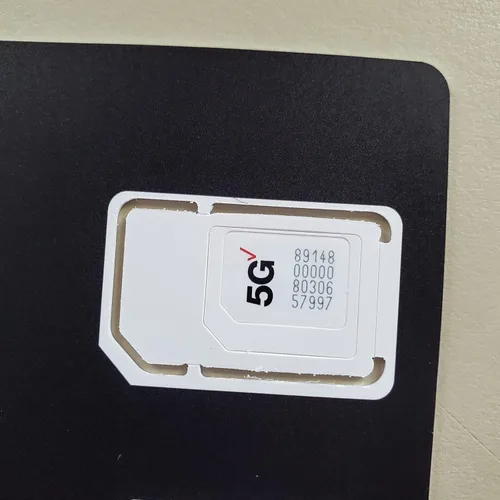 Vista 2 de Tarjeta SIM 5G y 4G LTE de Verizon Wireless Triple Cut de todos los 3 tamaños (3-en-1), tamaños Nano/Micro/Estándar (4FF / 3FF / 2FF)