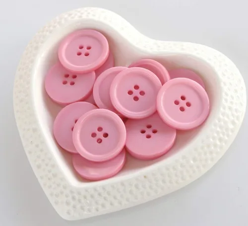 Vista 32 de 100 botones negros de 1 pulgada (0.984 in) botón de resina de 4 agujeros para coser y manualidades de bricolaje