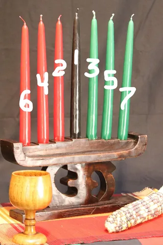Vista 3 de Juego de velas Kwanzaa (7)