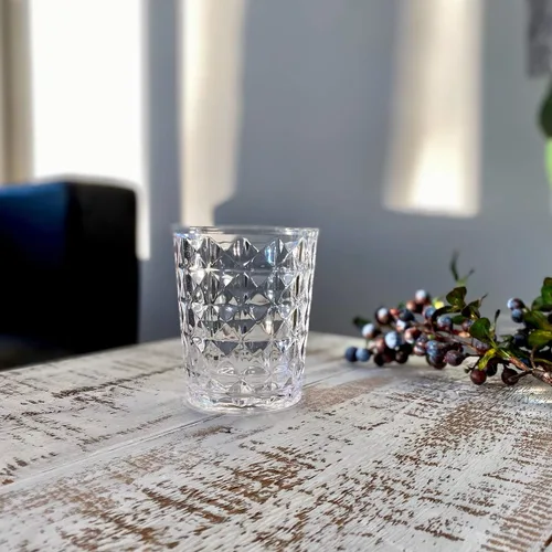 Vista 4 de KLIFA - CUPID- Juego de 8 vasos acrílicos de 16 y 21 onzas, sin BPA, apilables, aptos para lavavajillas, transparente