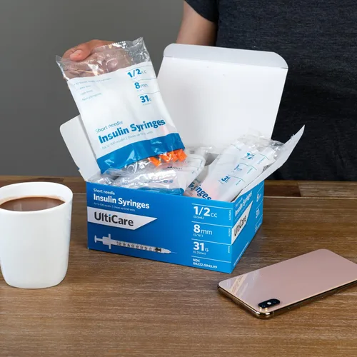 Vista 2 de UltiCare Jeringas de insulina 1/0.1 fl oz - 31G x 0.315 in Caja de 100
