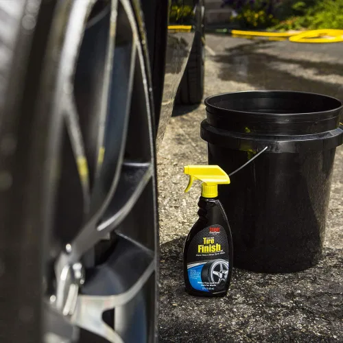 Vista 2 de Stoner Car Care 92044 More Shine - Acabado de neumáticos – El spray de brillo de neumáticos restaura el acabado negro mate profundo con protección