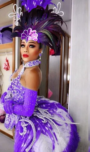 Vista 5 de HOMELEX Tocado de plumas negras para mujer, accesorios de carnaval caribeño