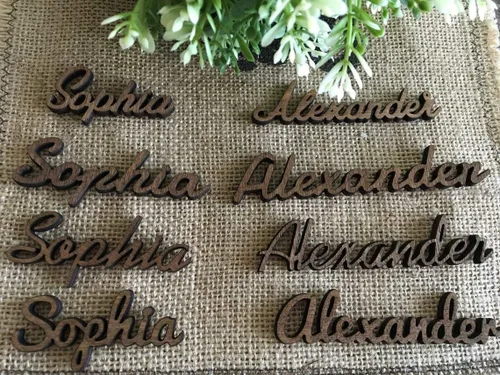 Vista 5 de Elegantes tarjetas de lugar de madera para bodas o fiestas de cumpleaños
