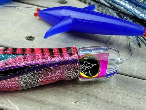 Vista 2 de Lobo Lures #200 Pelagic Magic Skipjack Hybrid Daisy Chain Marlin & Atún Trolling Señuelo Uretano Hecho en Estados Unidos